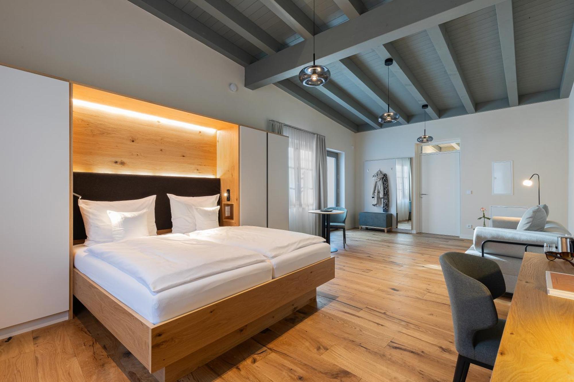 Boutique Hotel Gruener Zweig Schlettau 外观 照片